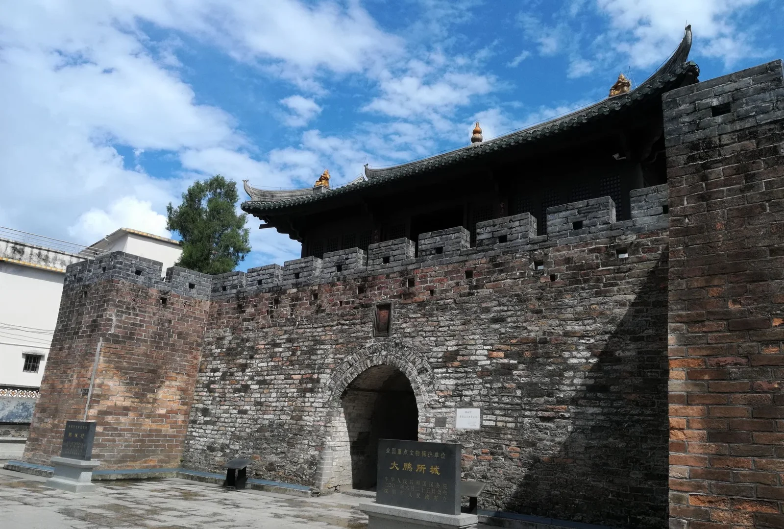 大鹏所城城门